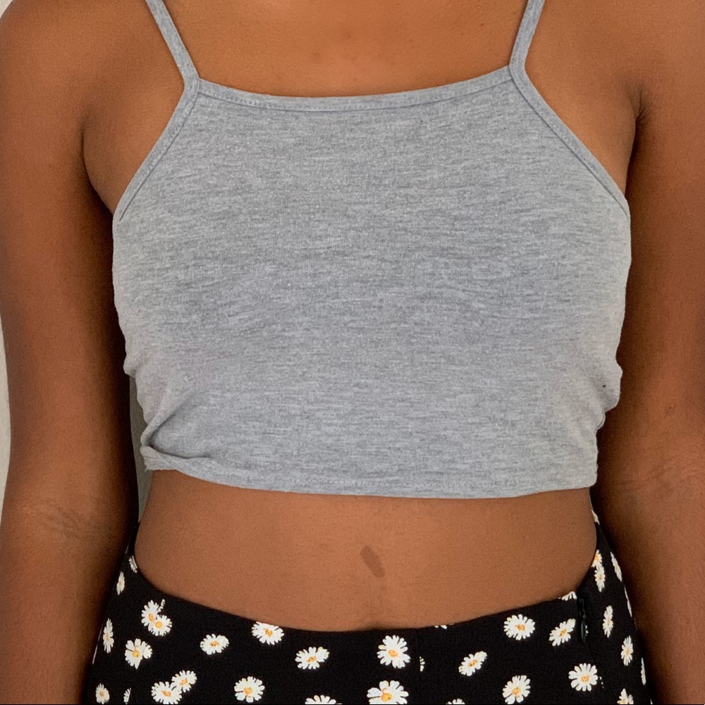 Black, white, and, grey boohoo ribbed Croptops❤️